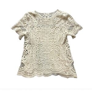 Adiva Cream Lace Fitted Cap Sleeve Blouse